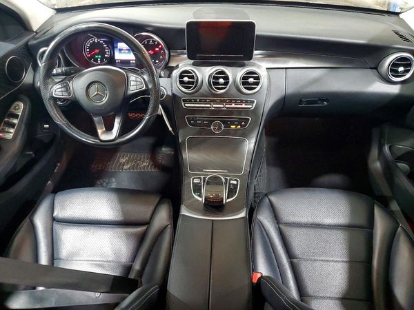 2016 MERCEDES-BENZ C C300