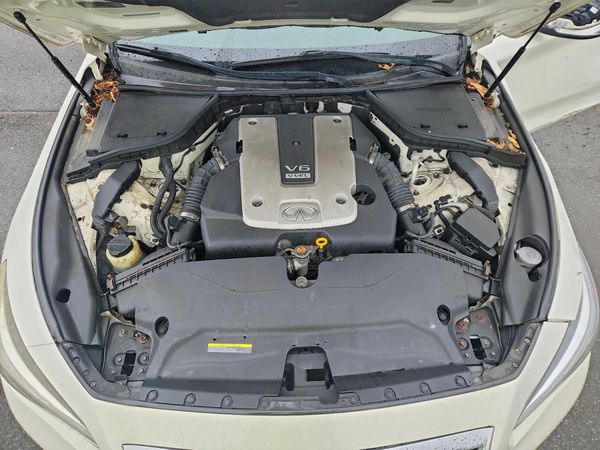 2015 INFINITI Q50