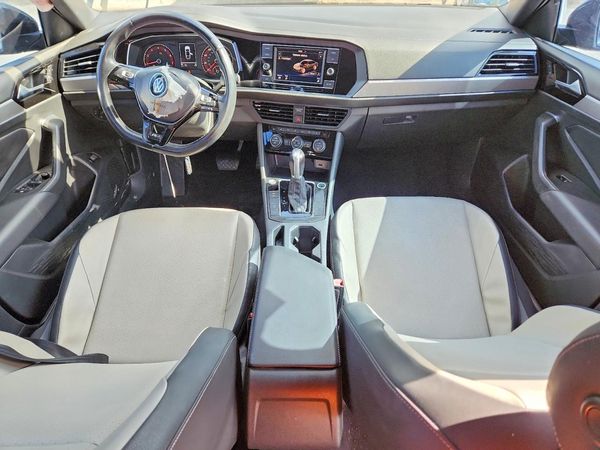 2019 VOLKSWAGEN JETTA