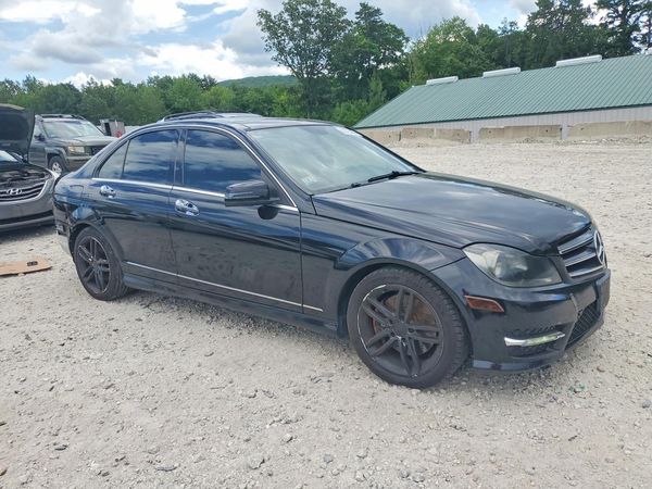 2014 MERCEDES-BENZ C C300 4 MATIC