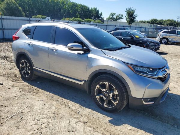 2017 HONDA CRV Touring — Passenger 3/4