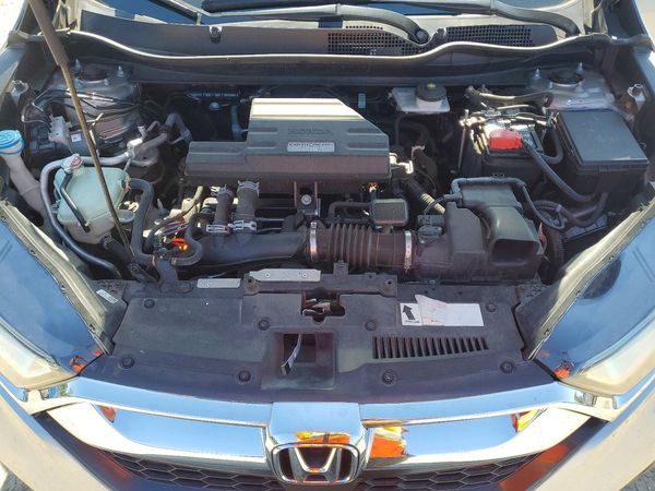 2017 HONDA CRV Touring — Engine bay