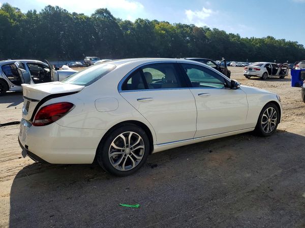 2018 MERCEDES-BENZ C C300