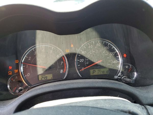2013 TOYOTA COROLLA