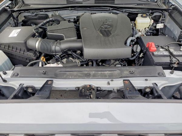 2021 TOYOTA TACOMA SR5