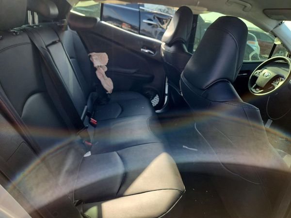 2022 TOYOTA PRIUS