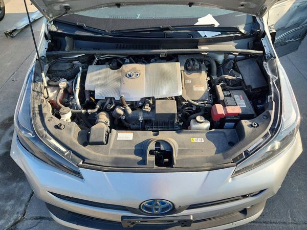 2022 TOYOTA PRIUS