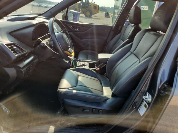 2022 SUBARU FORESTER
