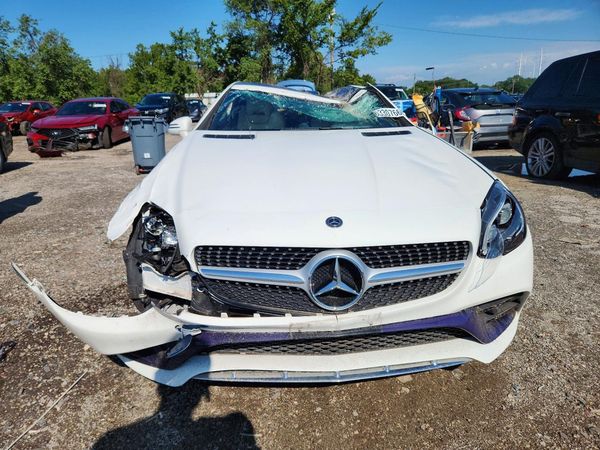 2018 MERCEDES-BENZ SLC