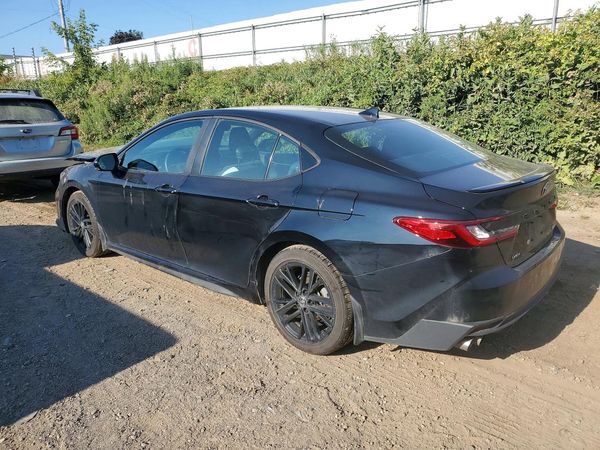 2025 TOYOTA CAMRY