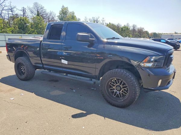 2016 RAM 1500 ST