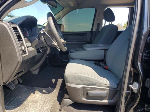 2016 RAM 1500 ST