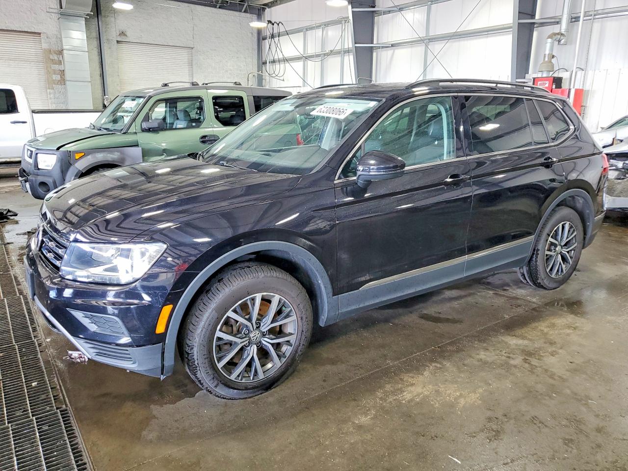 2020 VOLKSWAGEN TIGUAN 4Motion SE, 4Motion SEL — Front 3/4