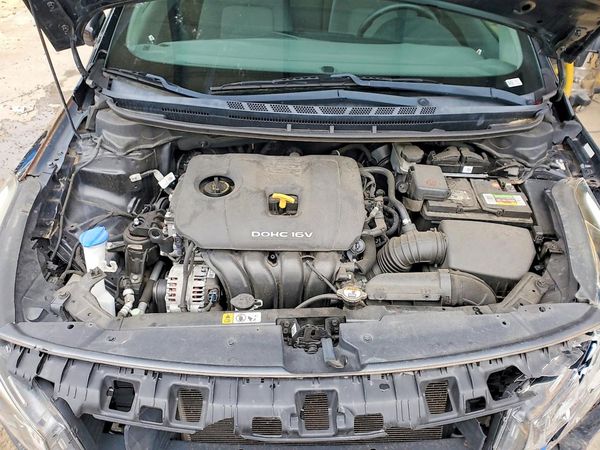 2017 KIA FORTE LX Base