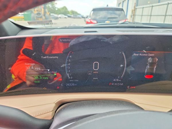 2024 CADILLAC XT4 Premium Luxury
