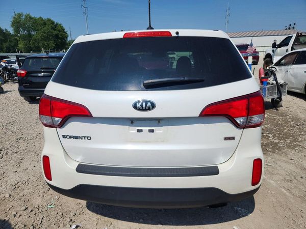 2015 KIA SORENTO GL