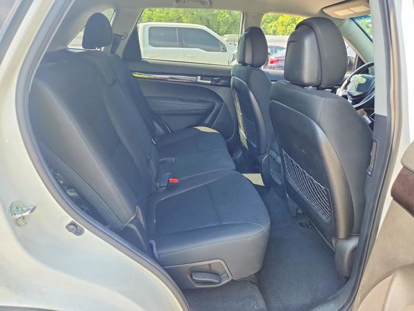 2015 KIA SORENTO GL