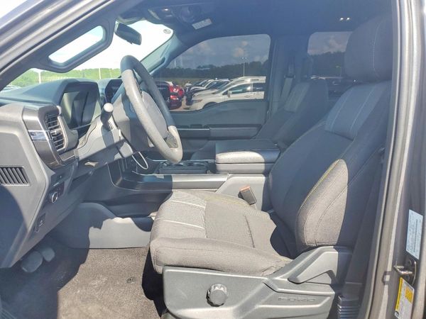 2025 FORD F150