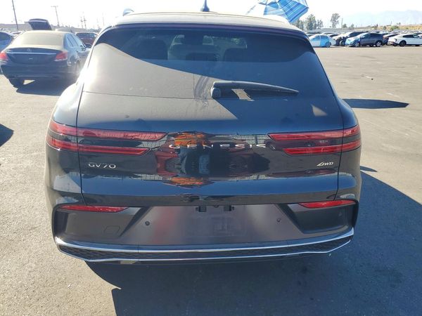 2026 GENESIS GV70