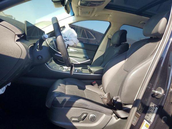 2026 GENESIS GV70