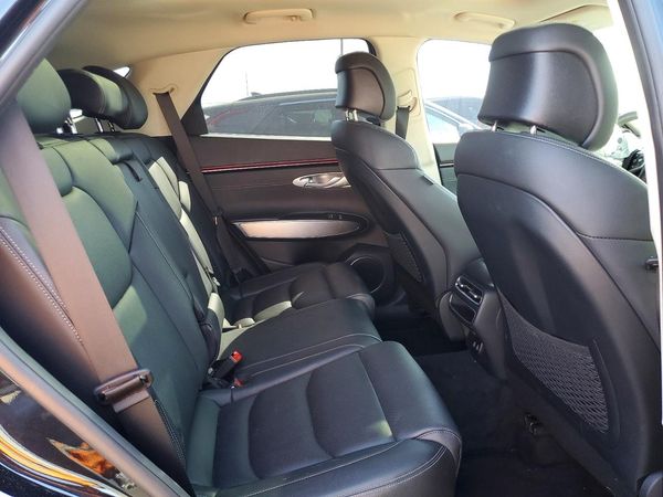 2026 GENESIS GV70