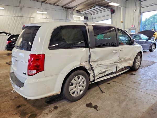 2015 DODGE GRAND CARAVAN SE