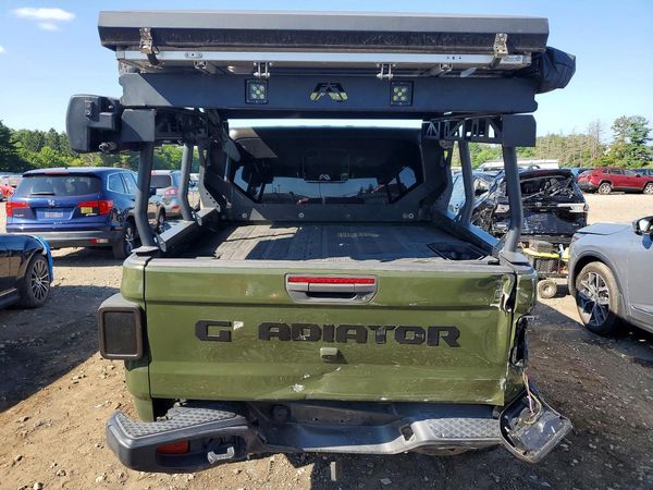 2022 JEEP GLADIATOR