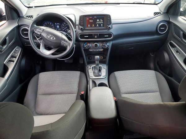 2019 HYUNDAI KONA SE