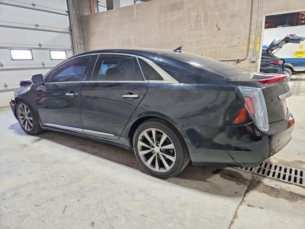 2013 CADILLAC XTS Base