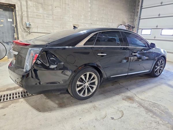 2013 CADILLAC XTS Base