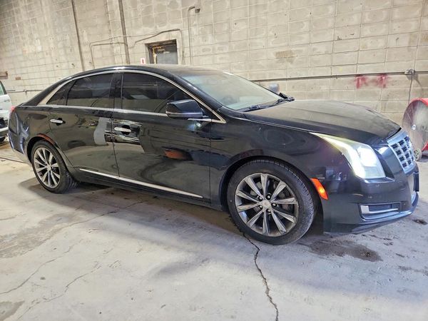 2013 CADILLAC XTS Base