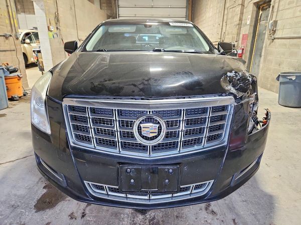 2013 CADILLAC XTS Base
