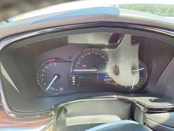 2017 CADILLAC XT5