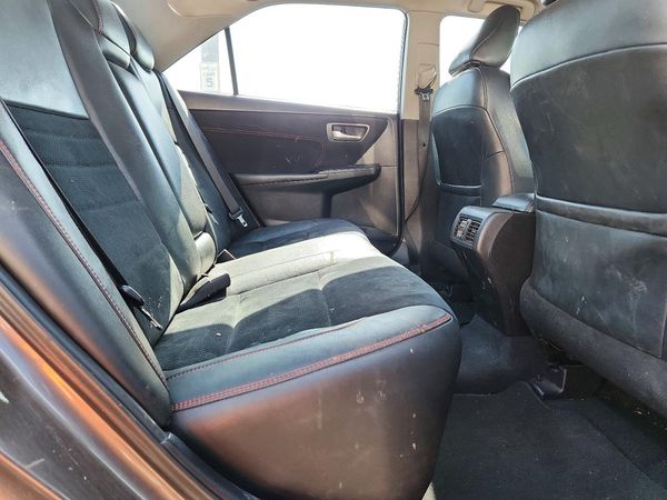 2015 TOYOTA CAMRY