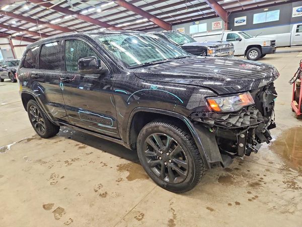 2018 JEEP GRAND CHEROKEE Laredo