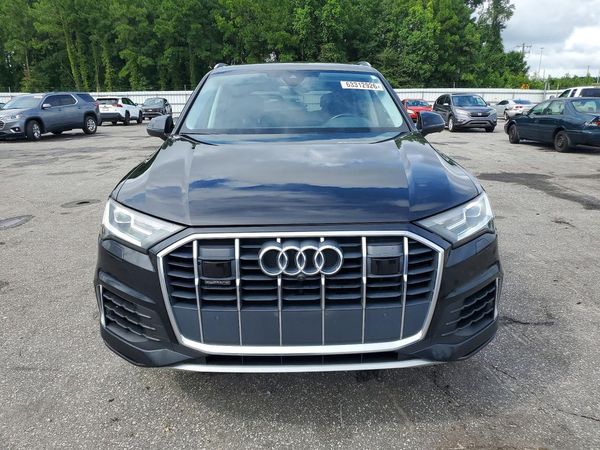 2020 AUDI Q7 quattro Premium Plus