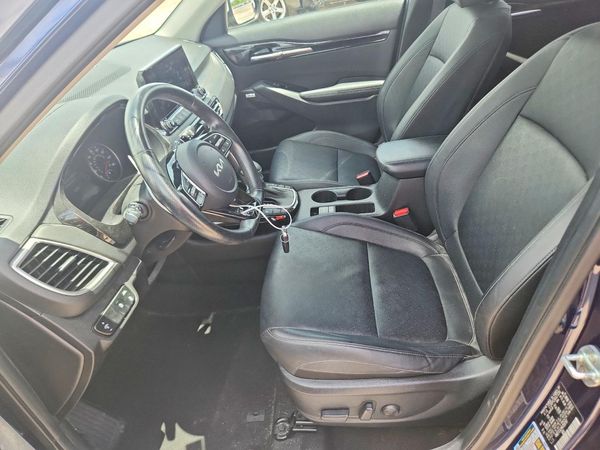 2022 KIA SELTOS SX, SX Sunroof Pkg