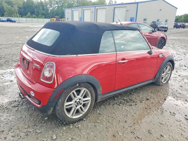 2015 MINI COOPER
