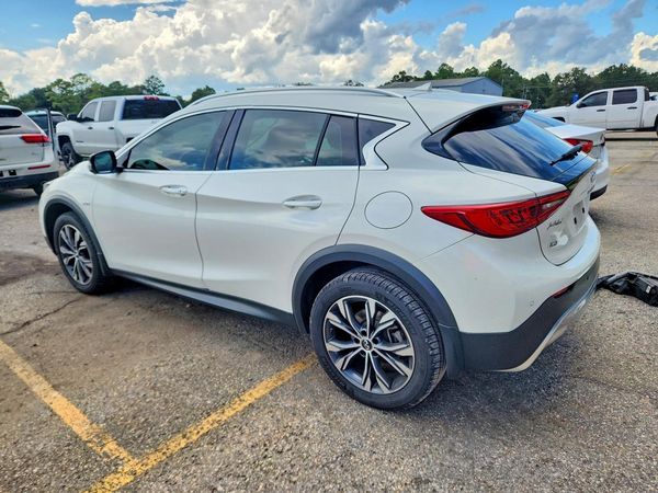 2018 INFINITI QX30