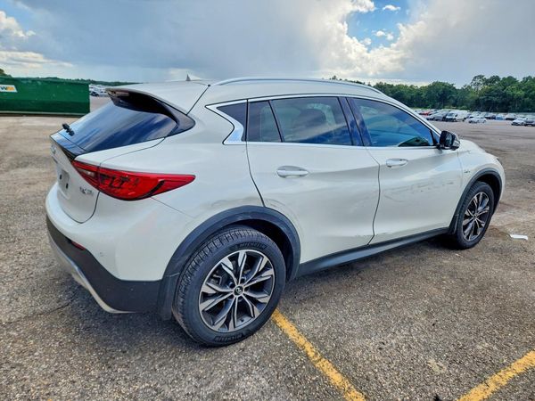 2018 INFINITI QX30