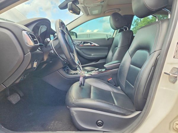 2018 INFINITI QX30