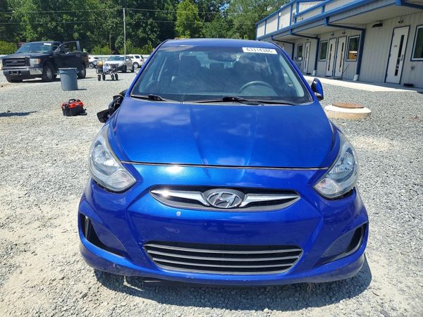 2013 HYUNDAI ACCENT GLS, GS
