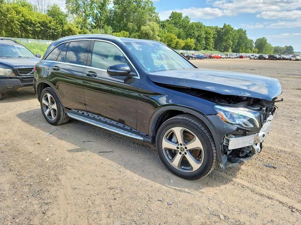 2019 MERCEDES-BENZ GLC GLC 300-4M
