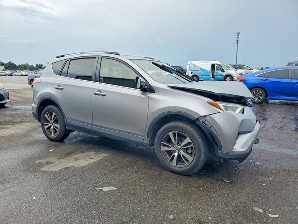 2018 TOYOTA RAV4 Adventure/XLE