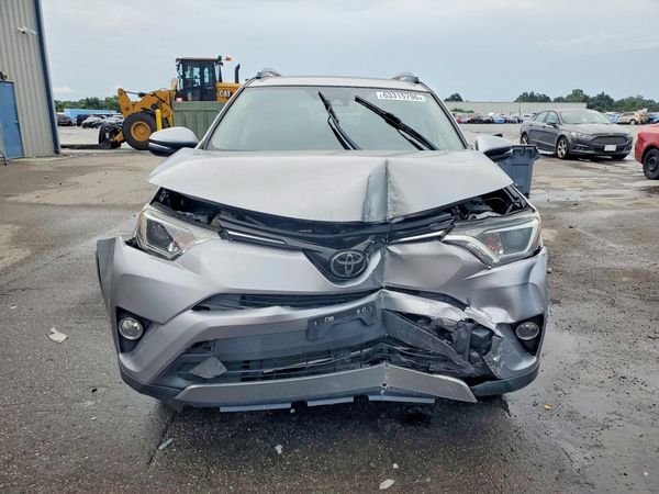 2018 TOYOTA RAV4 Adventure/XLE