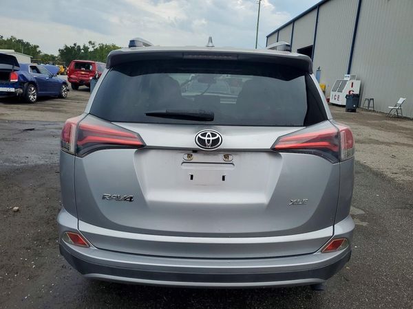 2018 TOYOTA RAV4 Adventure/XLE