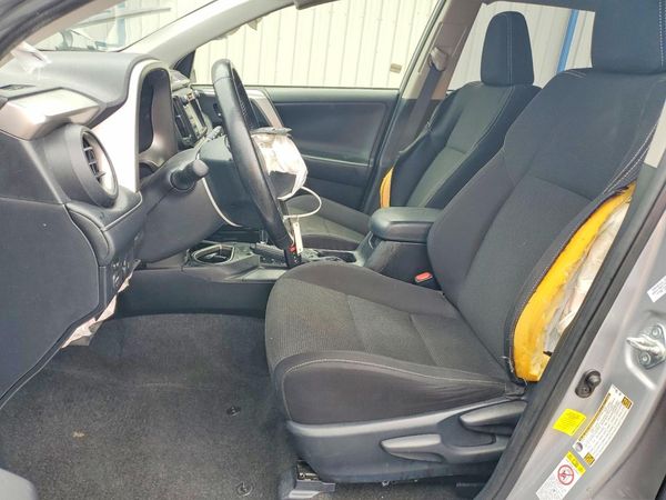 2018 TOYOTA RAV4 Adventure/XLE