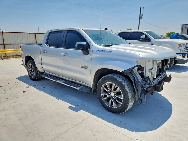 2019 CHEVROLET SILVERADO LT — Passenger 3/4