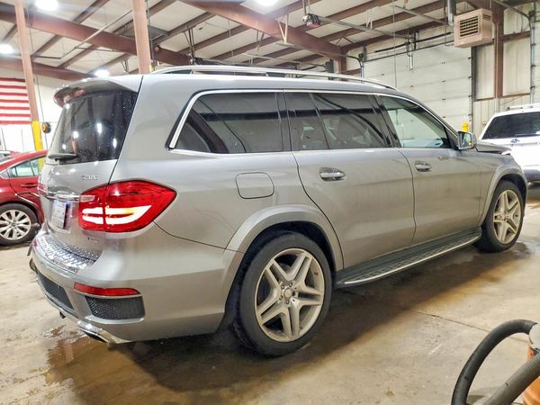 2015 MERCEDES-BENZ GL GL550 4MATIC
