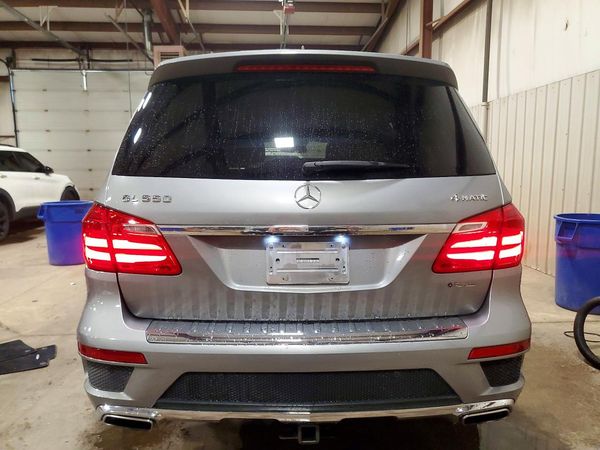 2015 MERCEDES-BENZ GL GL550 4MATIC